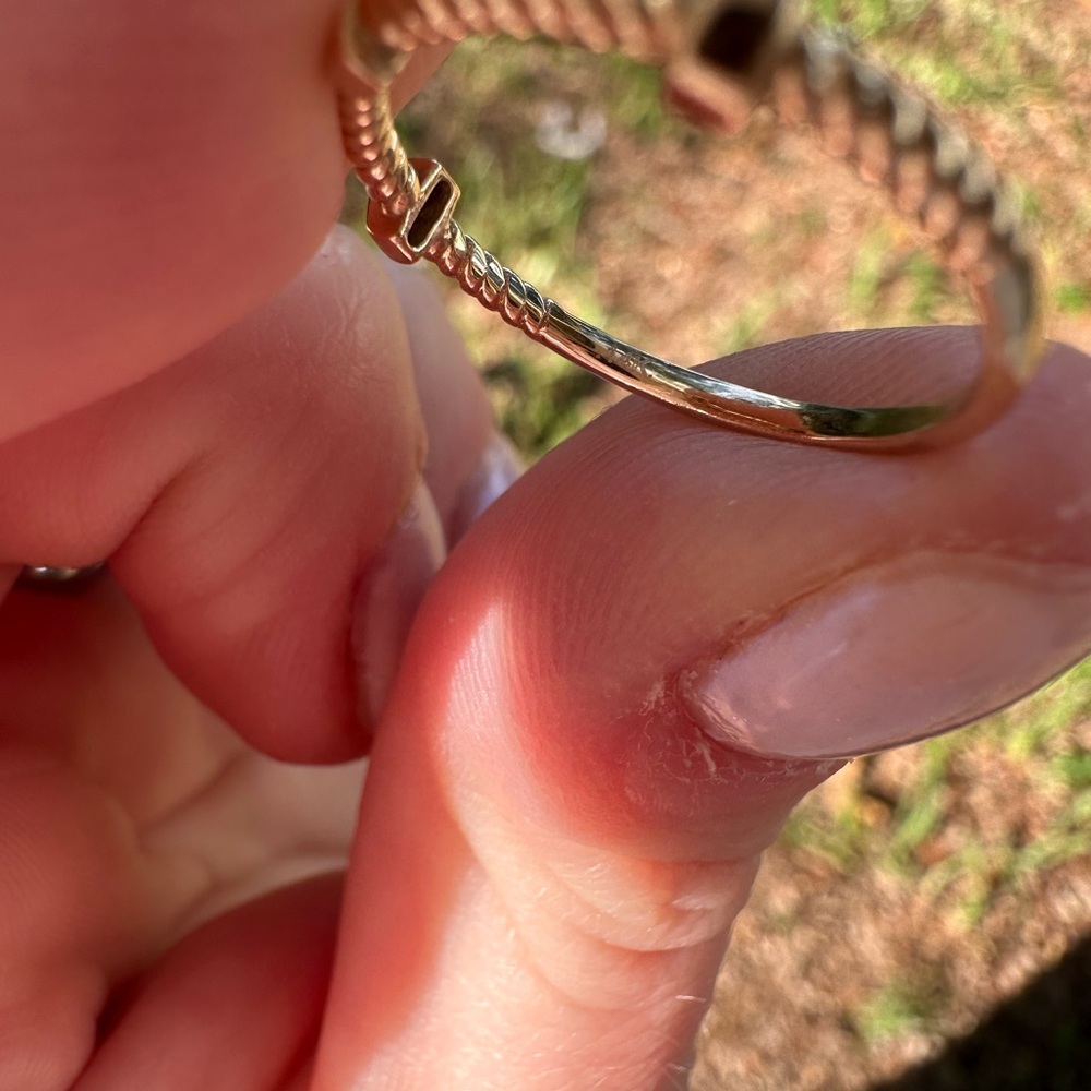 14k Solid Gold Bolt Ring - Picture 4 of 4